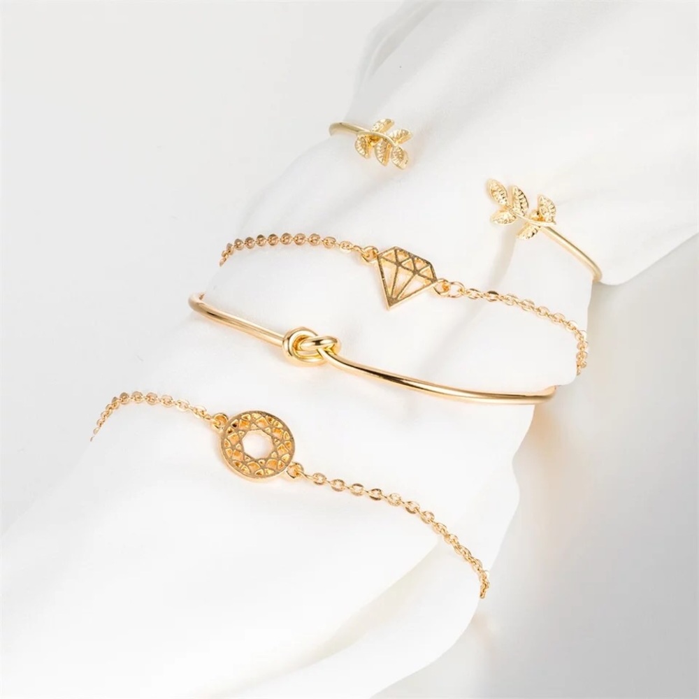 4pc Bracelet Set Charm Set
